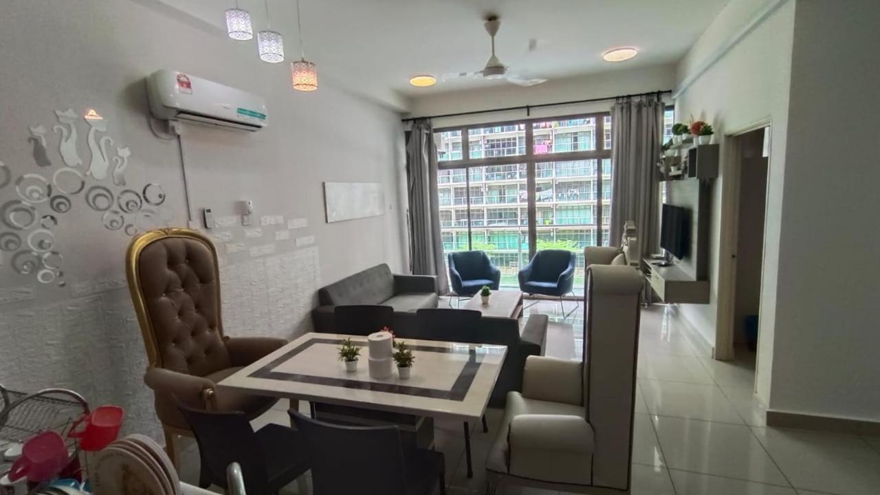 Palazio Condo جوهر بهرو المظهر الخارجي الصورة
